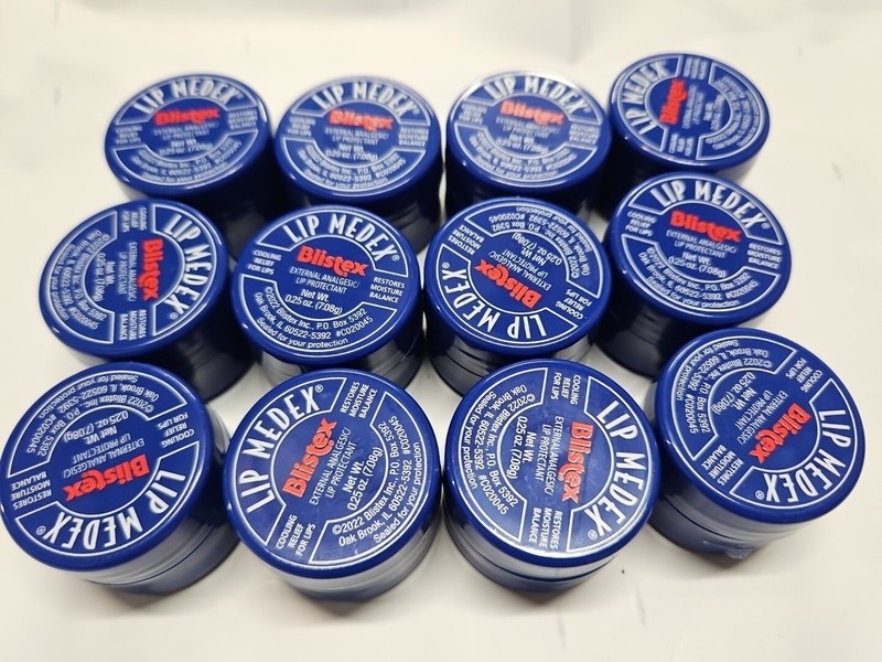 Blistex Lip Medex 0.25oz   Free Shipping 12 Pack