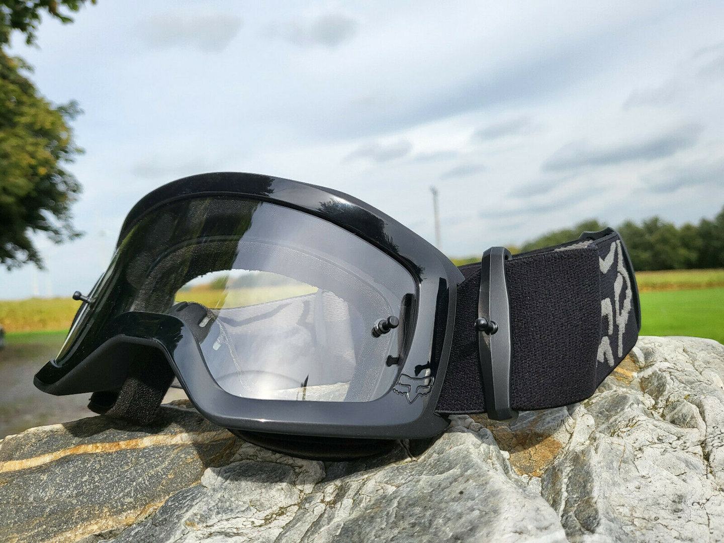 Oakley Jawbreaker Polished Black Clear/Black Photo Iridium Oakley Jawbreaker Polished Black Clear/Black Photo Iridium