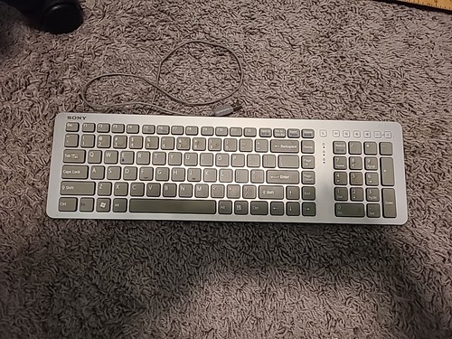 Sony Vaio USB Keyboard Model VGP-UKB3US Silver