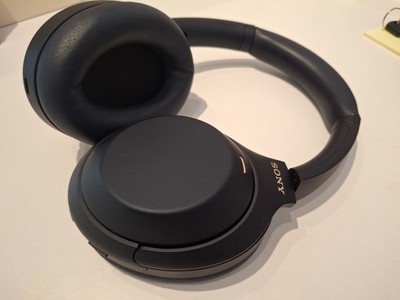 Sony WH-1000XM4 Wireless Noise-Cancelling Over-the-Ear