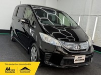2013 Honda Freed GP3 1.5 HYBRID JUST SELECTION +  7 seats MPV Automatic