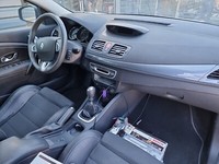 Renault Megane III BZ0 GT 10-12 Hebel Entriegelung für Motorhaube Renault Megane III BZ0 GT 10-12 27.08.2010 gebraucht Vorschau 9