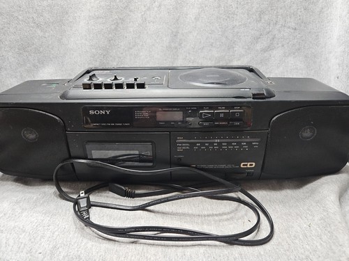 1992 Sony Model CFD-50 CD AM/FM Radio Cassette Player Corder