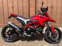 2016 DUCATI HYPERMOTARD 939