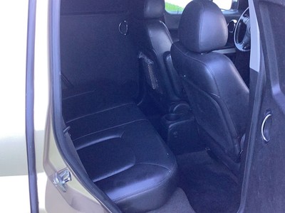 image 4 of interior