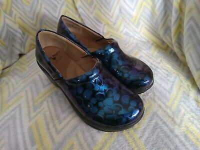 Nurse Mates Bryar Comfort Clogs Shoes Women's Sz 7.5 EUC Blue Spectrum Work Wear