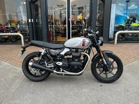 2025 Triumph SPEED TWIN 900 Speed Twin 900 (24MY) Classic/Retro PETROL Manual