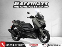YAMAHA XMAX 125 2025 BRAND NEW UNREGISTERED SCOOTER GREEN