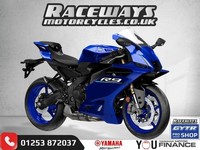 YAMAHA YZF-R9 BRAND NEW MOTORCYCLE FULL MANUFACTURERS WARRANTY 890CC