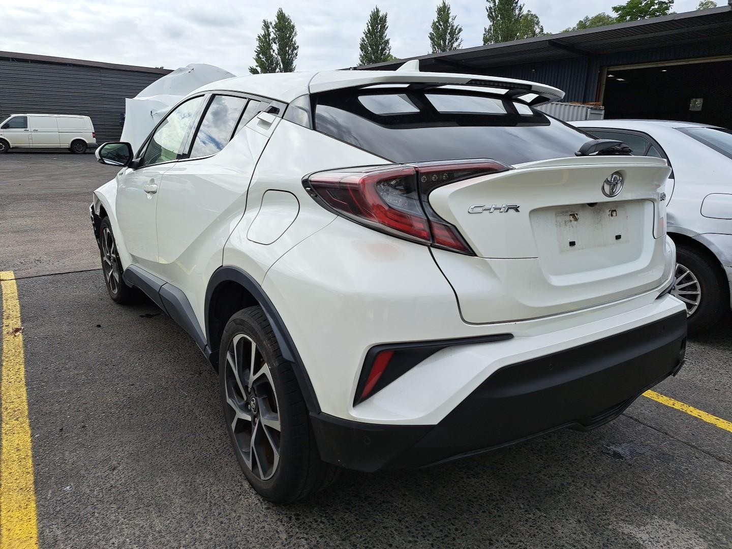 TOYOTA C-HR 2016-2019 BOOTLID/TAILGATE TAILGATE, GEN 1, 12/16-09/19 - thumbnail 3