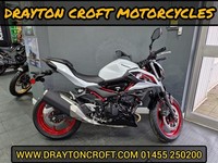 2026 Kawasaki Z500 SE