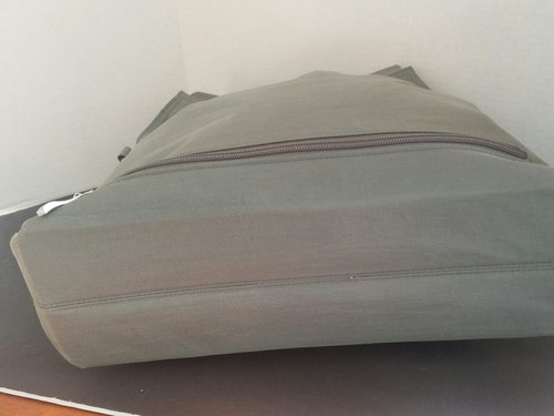 baggallini shoulder bag purse gray nylon 10