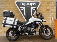 2023 TRIUMPH TIGER 900 GT PRO Full Triumph Trekker Luggage