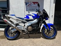 APRILIA TUONO 1000  