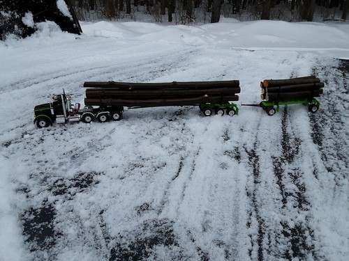 1/50 custom peterbilt 367 tri axle log truck semi w/ pup trailer lime black
