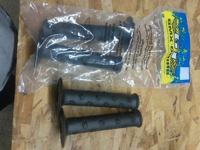 Old school White GT Ame bmx grips Dyno Robinson Haro Powerlite NOS