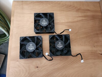 SilverStone Fans x3 For RM43-320-RS cc12038h12d