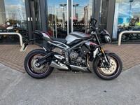 2021 Triumph STREET Street Triple R (17MY) Naked PETROL Manual