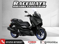 YAMAHA XMAX 300 BRAND NEW UNREGISTERED SCOOTER BLACK