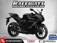 YAMAHA YZF-R3 BRAND NEW MOTORCYCLE FULL MANUFACTURERS WARRANTY 321CC
