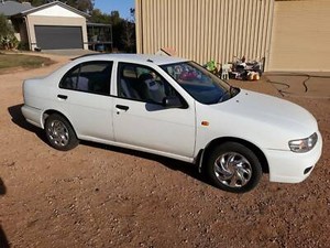 Nissan pulsar 1996