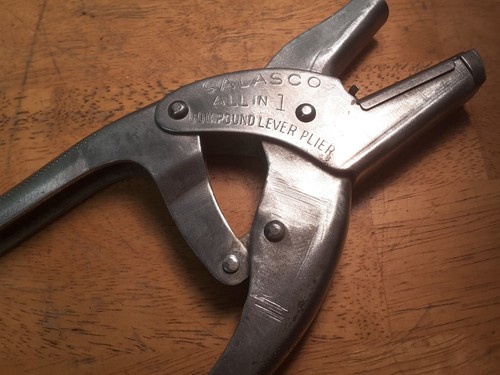 SALASCO Salt Lake Stamp Co All in 1 Compound Lever Plier & Livestock/ Sheep Tags