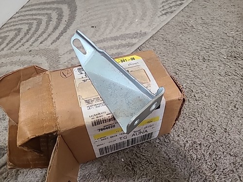 ヤママヤ　オプション NOS 1978-87 GM 25502952 Equalizer, Park Brake El Camino