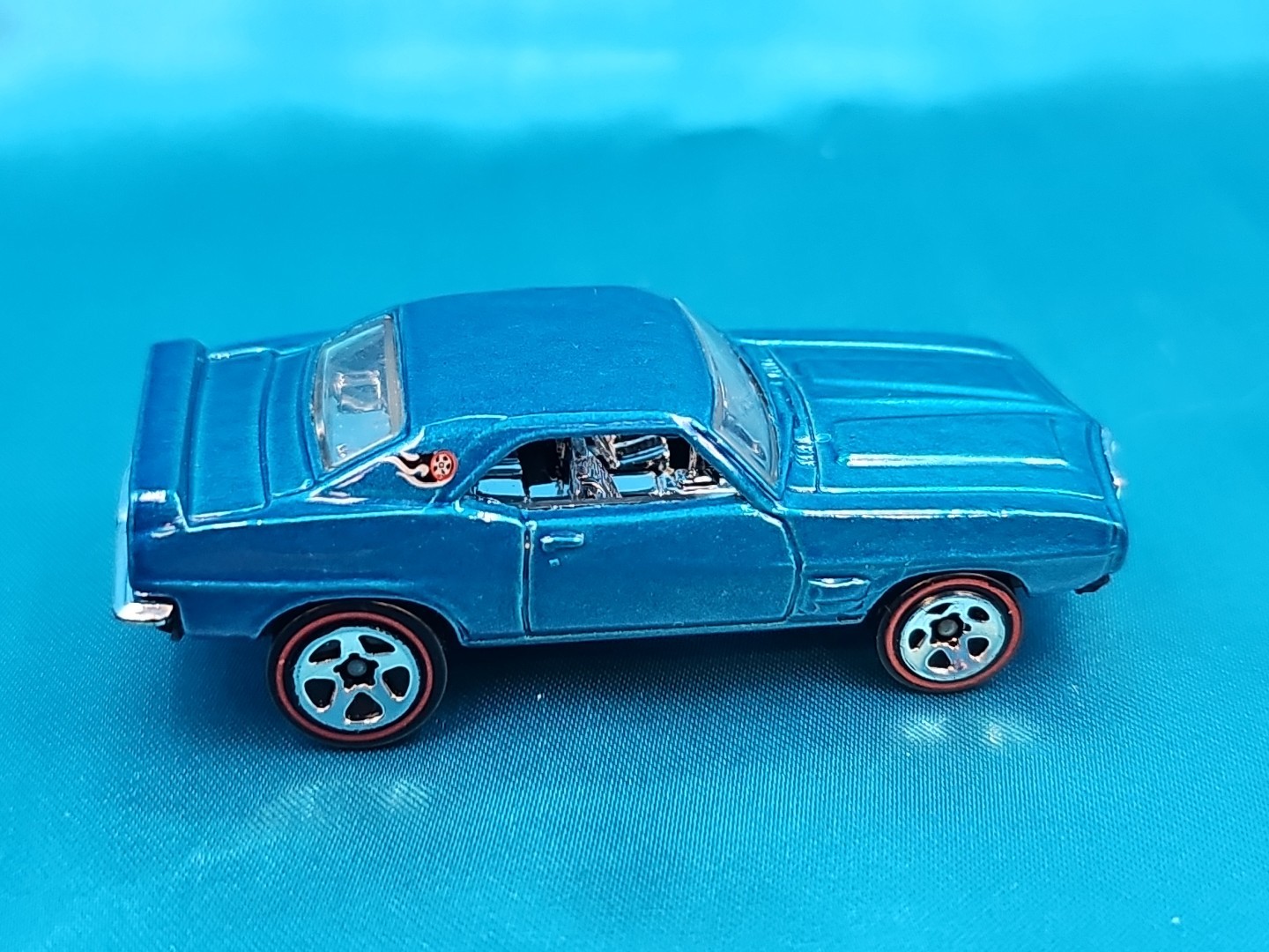Hot Wheels Redline Metallic Blue ‘69 Firebird T/A Malaysia Diecast Toy Car