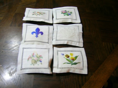 NEW dried French lavender sachet small pillow embroidered white cotton FRANCE