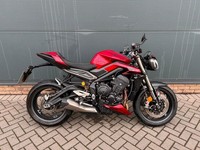 2025 Triumph STREET TRIPLE RS Street Triple RS (23MY) Naked PETROL Manual