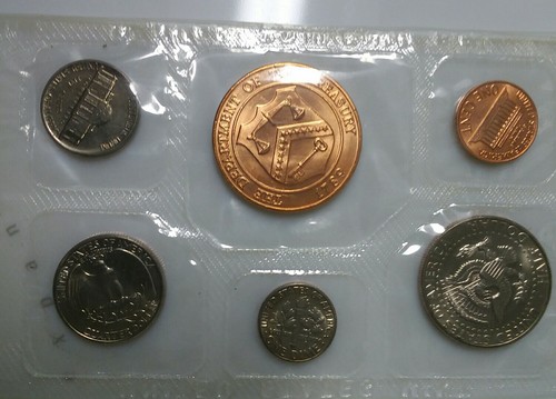 BUY IT NOW  1977 DENVER MINT SOUVENIR SET - ORIGINAL ENVELOPE    COINS