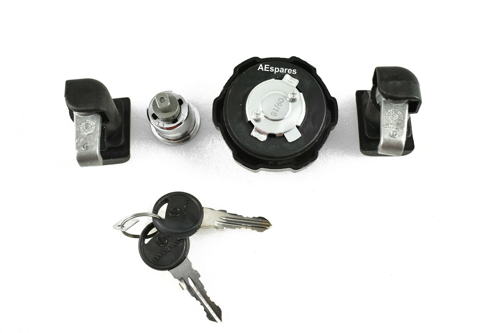 VESPA VBB VBA VLB BAJAJ CHETAK LOCK ASSEMBLY WITH KEYS SET OF 4 UNIT