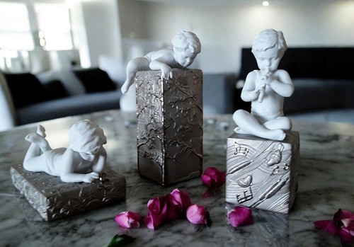 リヤドロ　LLADRO HAND MADE IN SPAIN Authentic Lladro Handmade in Spain Figurine, a Set of 3