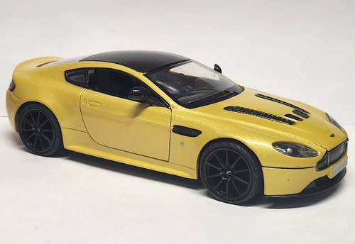 Aston Martin Vantage 限定100台　1/43 1/43 Aston Martin Vantage - 2023 Formula 1 Safety Car - | eBay