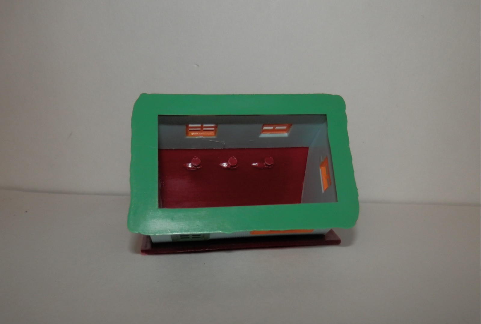 HO Scale Small A Frame House with Red Roof & Green Door