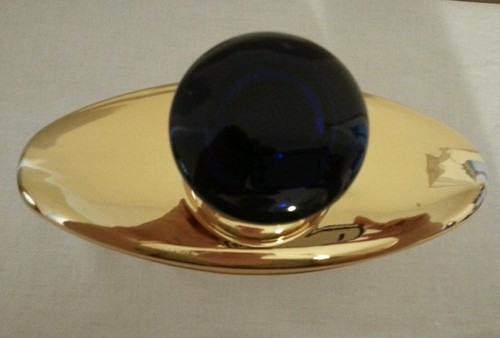 Oval Ribbed Clear GlassLiquor Decanter w Gold Top & Cobalt Blue Lid ~ 32 oz