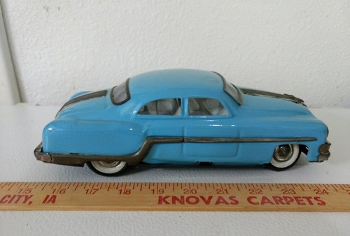 1:18 PONTIAC CHIEFTAIN DELUXE  BLUE Tin Friction Toy Car AMAR