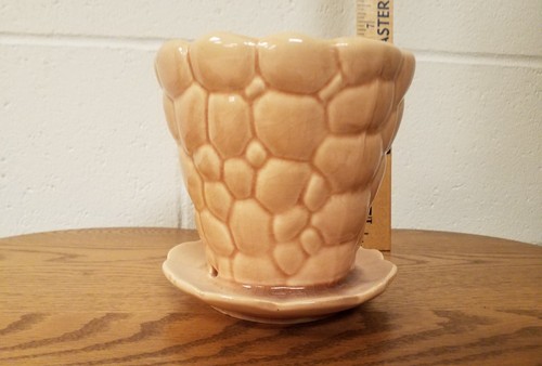 McCoy/ Brush USA 1940's Beige 5