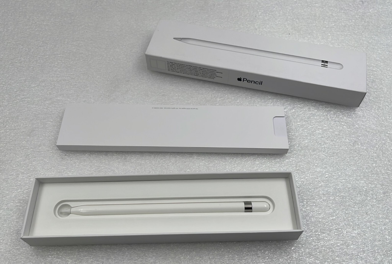 Apple Pencil 1nd Generation Stylus Model A1603 for iPad Pro Apple Pencil 1nd Generation Stylus Model A1603 for iPad Pro