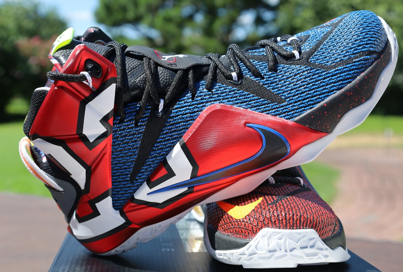 lebron trainers nike