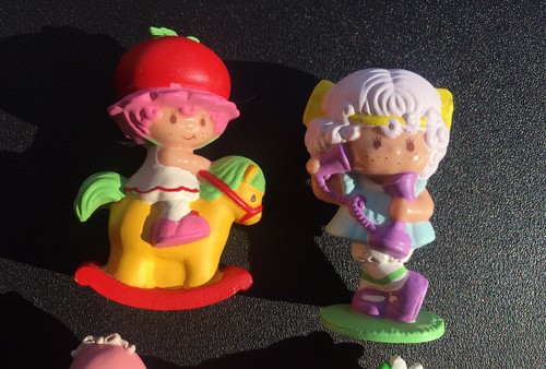 Lot of 6 Vintage Strawberry Shortcake Mini PVC Figures