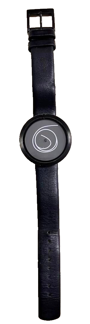 良品 NAVA Design ナバ デザイン 腕時計 Ora Unica 黒 NAVA DESIGN ORA UNICA 36mm Black Wristwatch from Japan Rare