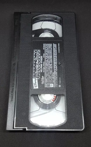 Winnie the Pooh - Helping Others (VHS, 1994)