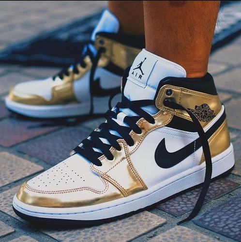 NIKE☆AIR JORDAN 1 ★LLIC GOLD★24cm Air Jordan 1 High “Metallic Gold” - Review & Unboxing - YouTube