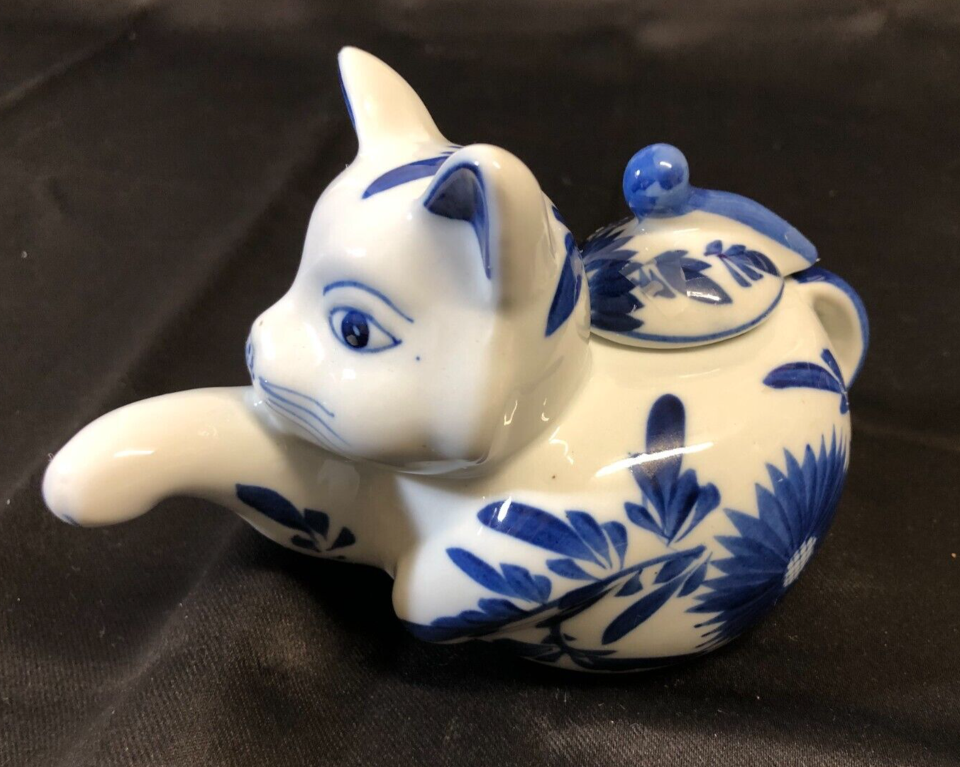 Seymour Mann China Blue Fine Porcelain Cat Tea Pot Vintage