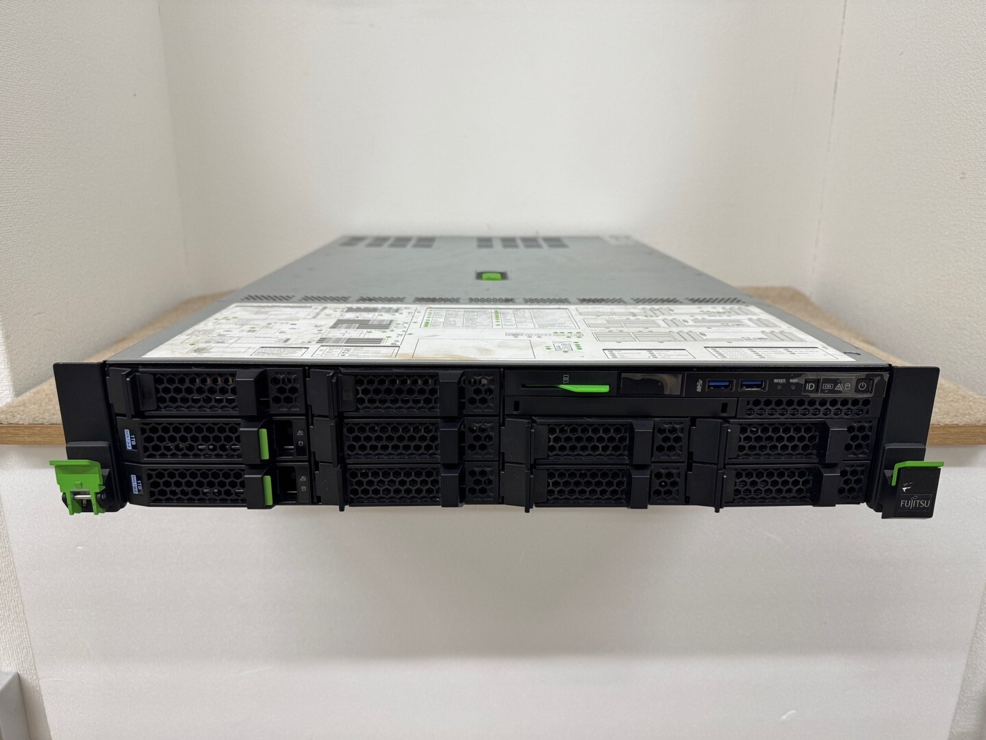 Fujitsu Primergy RX2540 M4 LFF 4Bay 2x Gold 6140 18Core 2.30