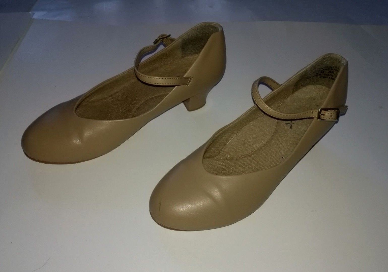 CAPEZIO~JR FOOTLIGHT~Beige CARAMEL Tap CHARACTER Dance SHOE~8