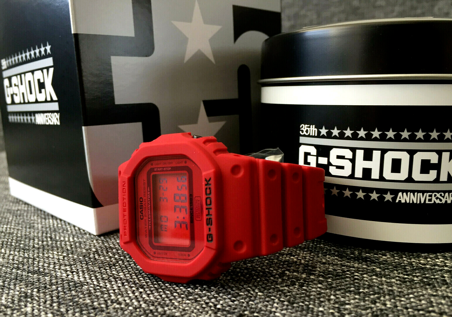 G-SHOCK ジーショック DW-5635C-4JR RED OUT CASIO G SHOCK DW-5635C-4 RED OUT 35TH ANNIVERSARY LIMITED