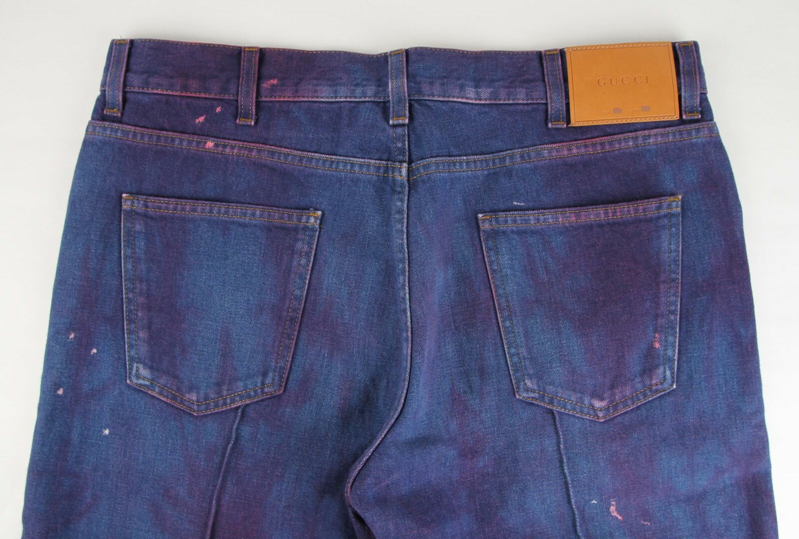 Pre-owned Gucci Men's Dark Blue/pink Stone Washed Distressed Denim Us 36 475254 4403