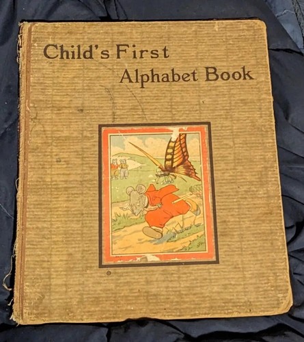 ABC : A child's First Alphabet Book 洋書絵本 CHILD'S FIRST ALPHABET BOOK COLOR ILLUSTRATIONS ABC c1880